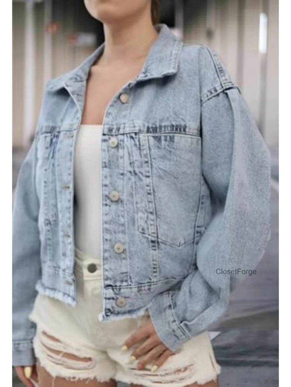 Cropped Distressed Denim Jacket Long Sleeve Button Front Frayed Hem Casual